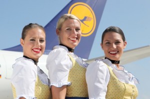 Lufthansa Trachten