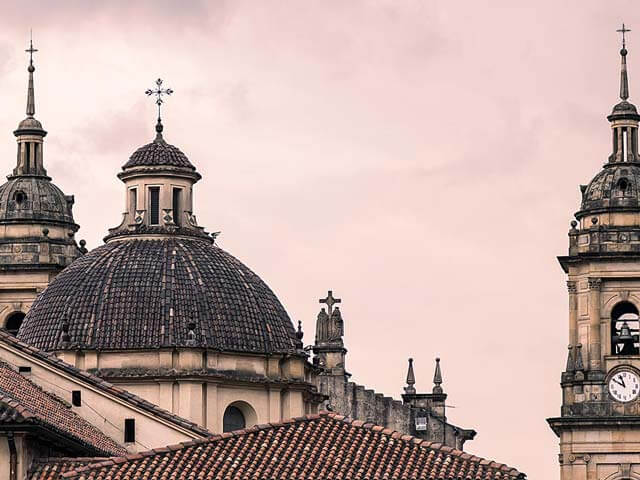 Buchen Sie Ihren günstigen Flug nach Bogota mit eDreams