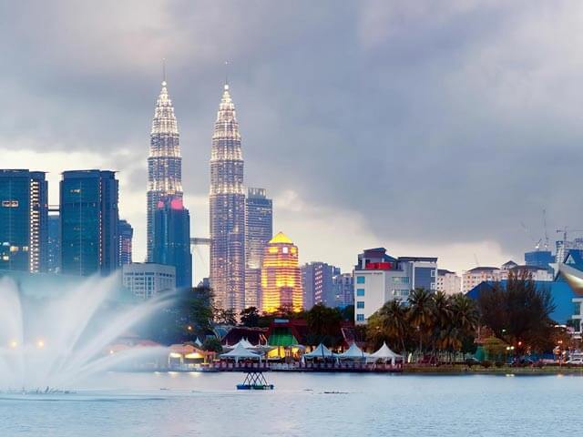Buchen Sie Ihren günstigen Flug nach Kuala Lumpur mit eDreams