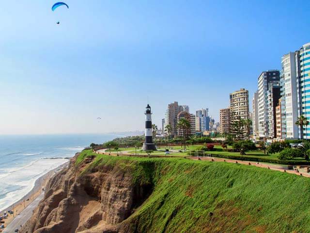 Buchen Sie Ihren günstigen Flug nach Lima mit eDreams