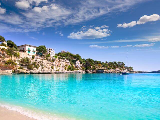 Buchen Sie Ihren günstigen Flug nach Palma de Mallorca mit eDreams